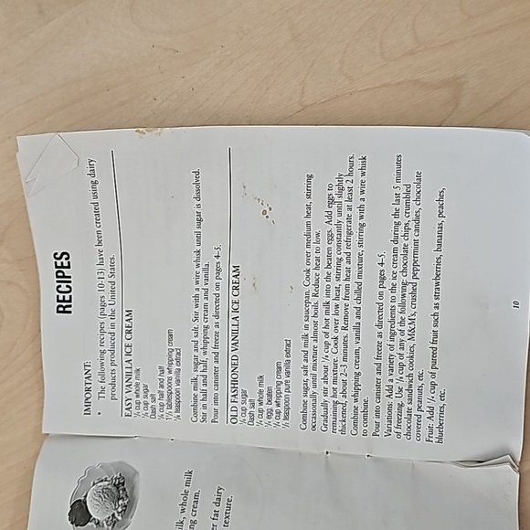 Ice cream maker, 1/2 pint Sunbeam, electric, gel canister - Picture 10 of 13